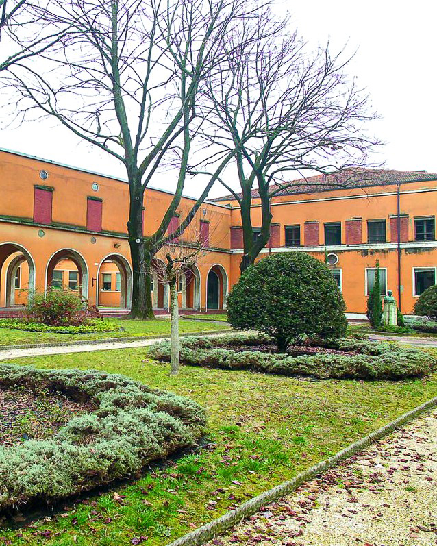 Asilo Santarelli, veduta dell'esterno